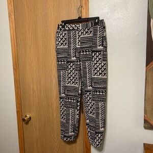 Zara Basic Small Multi-Color w/Geometric Print Pull-On Casual Pants - EUC